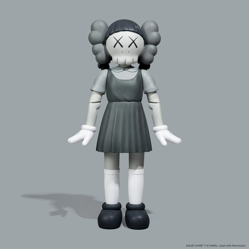 KAWS, YOUNG-HEE Figure (Monotone)