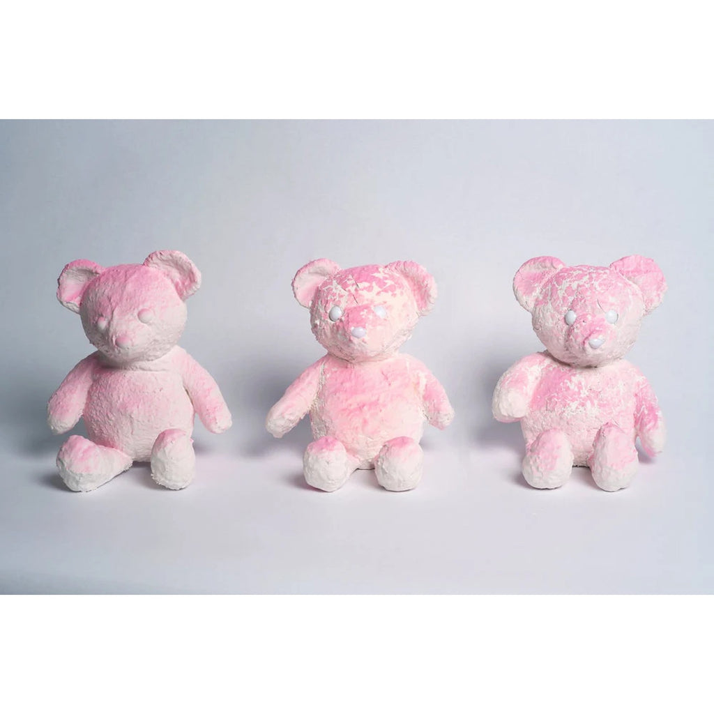 Detail of Daniel Arsham, Pink Cracked Bear
