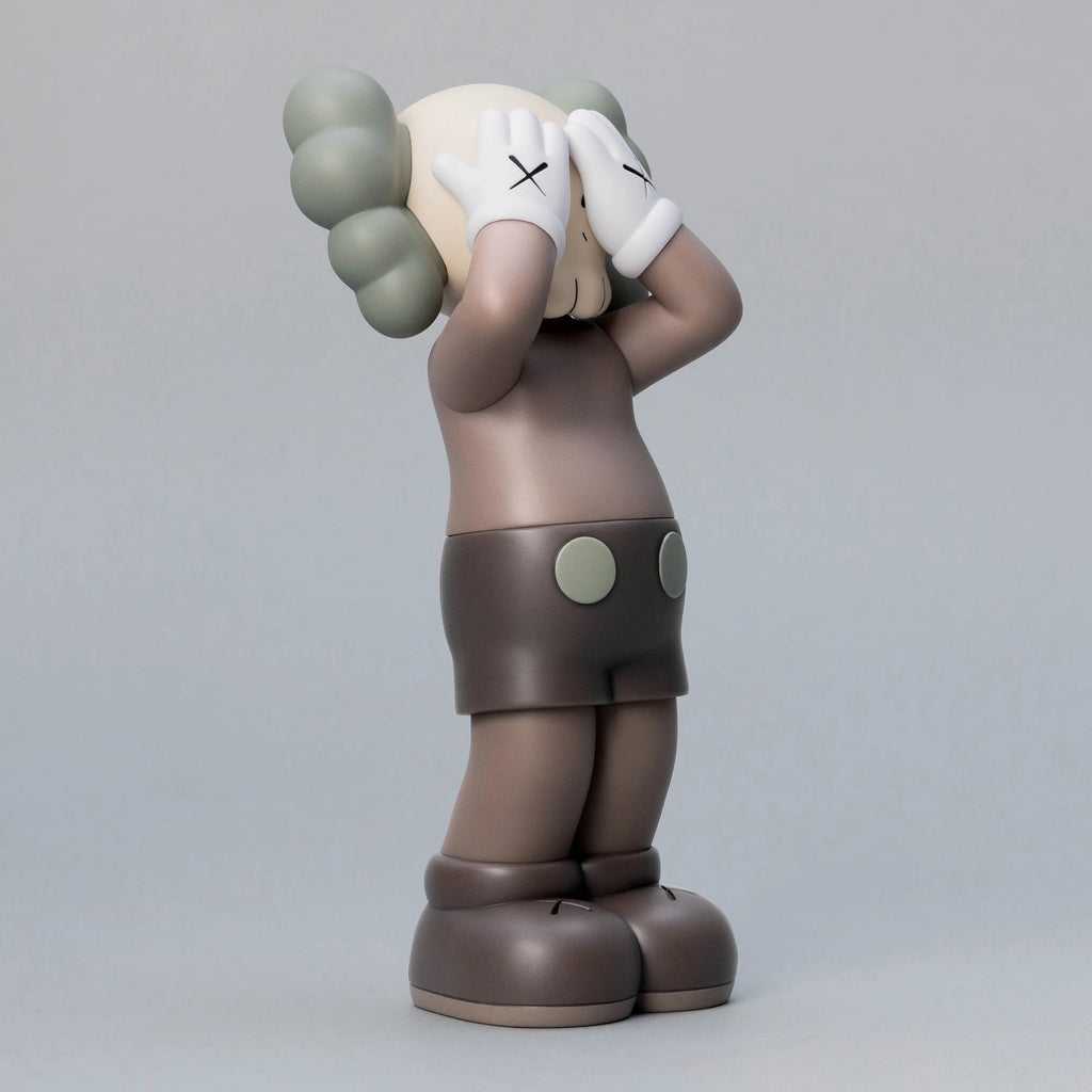 Detail of KAWS, KAWS:HOLIDAY UK - Figure (Brown)