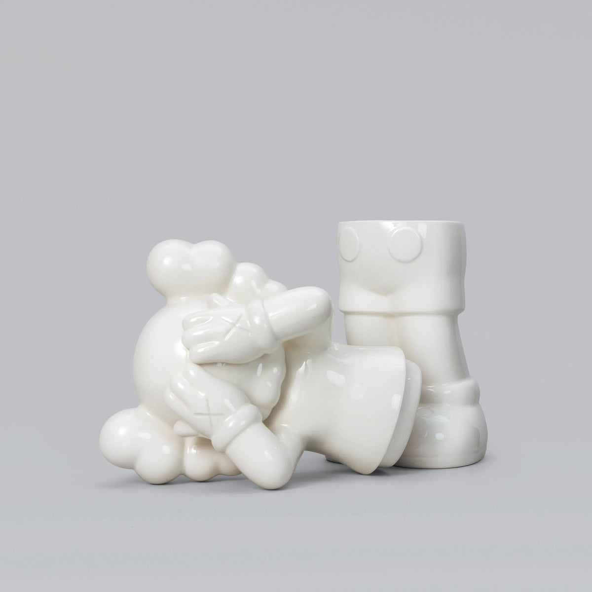 Detail of KAWS, KAWS:HOLIDAY UK - Containers (Limited 1000 Sets)